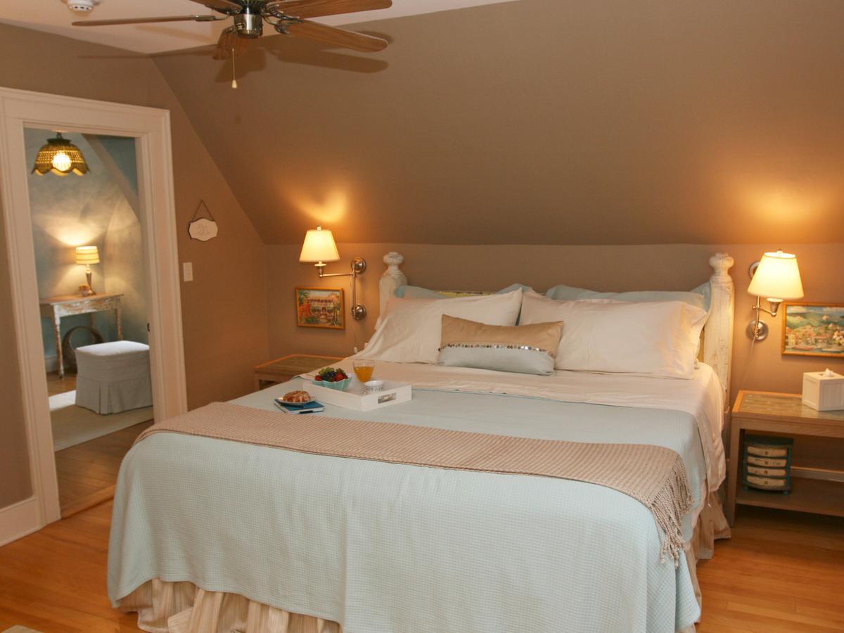 Dreamhouse Country Inn Bristol Ruang foto